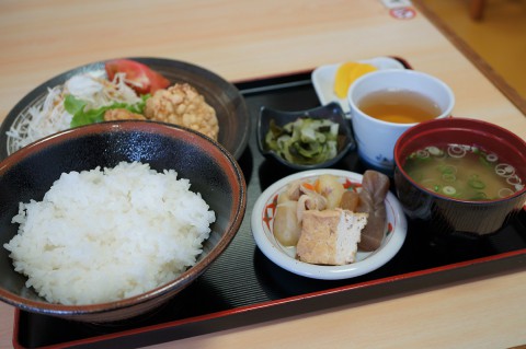 唐揚げ定食