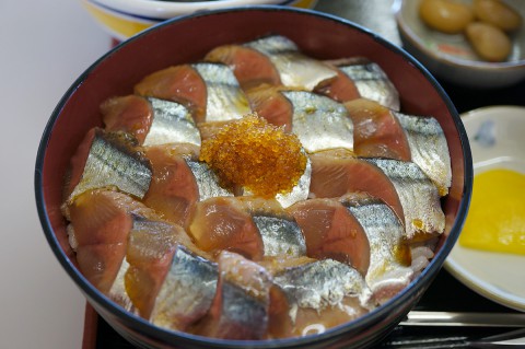 サンマ丼